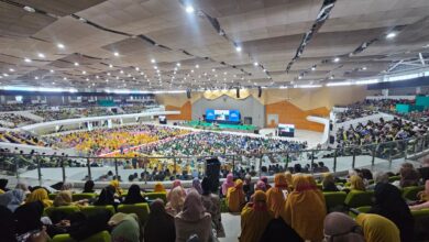 Ribuan jemaah memadati Gedung Edutorium K.H. Ahmad Dahlan dalam gelaran Tabligh Akbar UMS bersama Ustaz Das'ad Latif.
