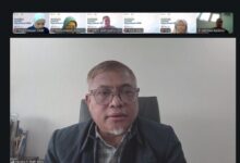 Webinar sosialisasi layanan kepustakaan BRIN yang diikuti oleh sivitas akademika UMP secara daring melalui Zoom Meeting.