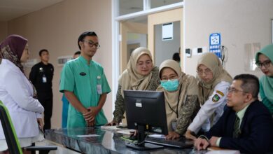 Tim evaluasi kredensialing RS UMS AR Fachrudin BPJS Kesehatan meninjau sistem pelayanan di Surakarta.