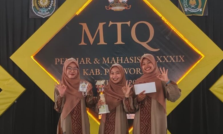 Tiga mahasiswa UMPWR meraih Juara 3 Musabaqah Syahril Quran pada ajang MTQ Purworejo 2026.