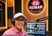 Zenza TekSas, pendiri Klub Otak Bugar, saat mengisi Podcast Pekanan kolaborasi dengan LSBO PDM Kota Bekasi.