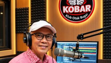 Zenza TekSas, pendiri Klub Otak Bugar, saat mengisi Podcast Pekanan kolaborasi dengan LSBO PDM Kota Bekasi.