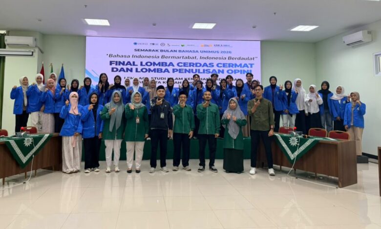 Foto bersama peserta dan panitia Final Lomba Cerdas Cermat dan Penulisan Opini peringatan Hari Sumpah Pemuda 2026 di UNIMUS Semarang.
